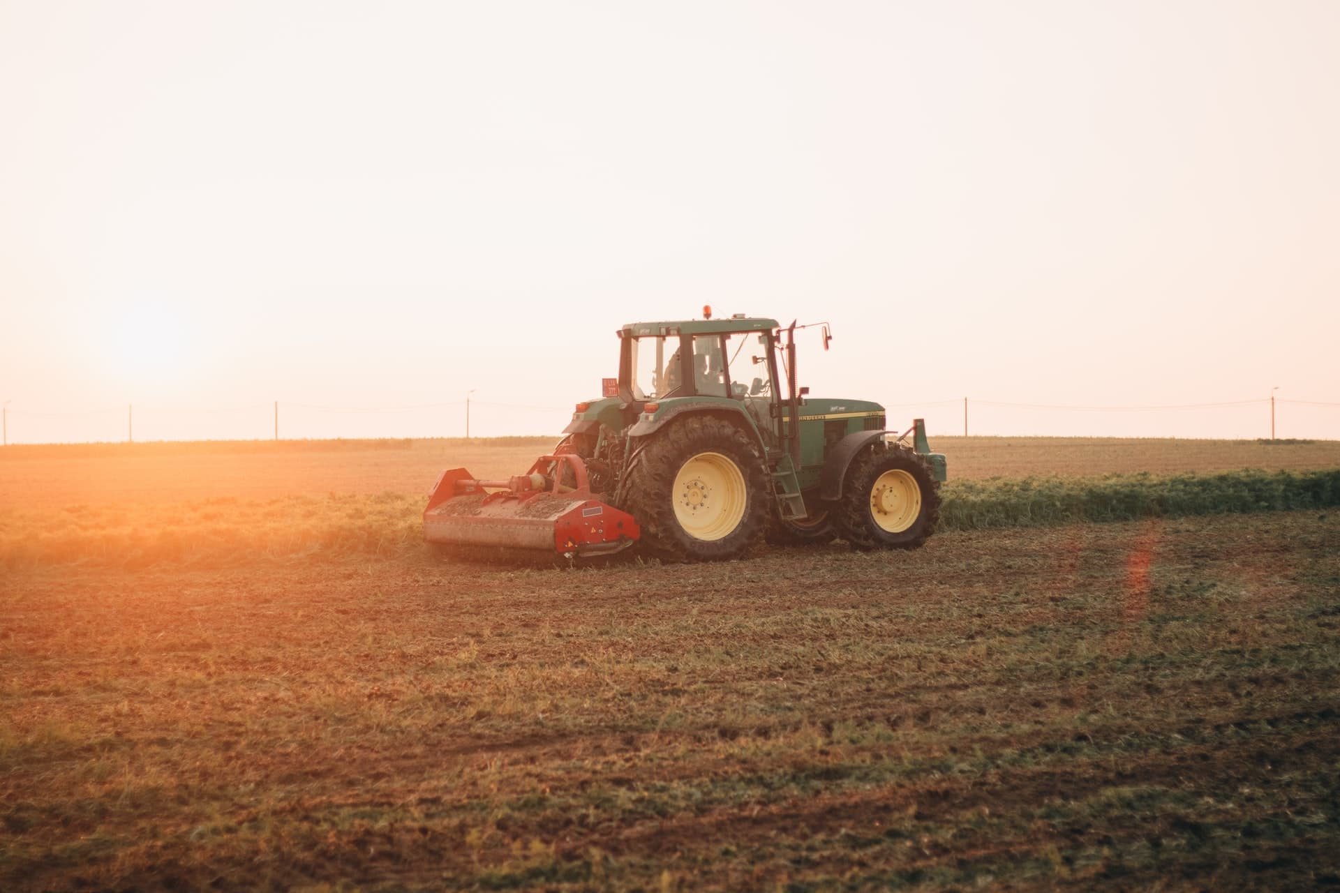 Jugometal – IMT, Solis, John Deere, YTO, Mahindra, Carraro, Belarus traktori, rezervni delovi za traktor, priključne mašine i poljoprivredna mehanizacija vrhunskog kvaliteta.